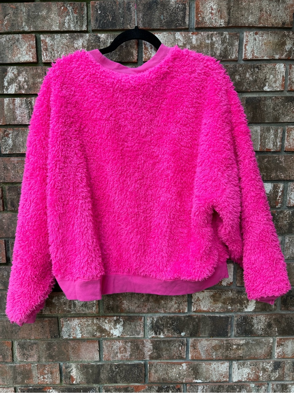GAP Plush Crewneck Sweater - Bright Pink